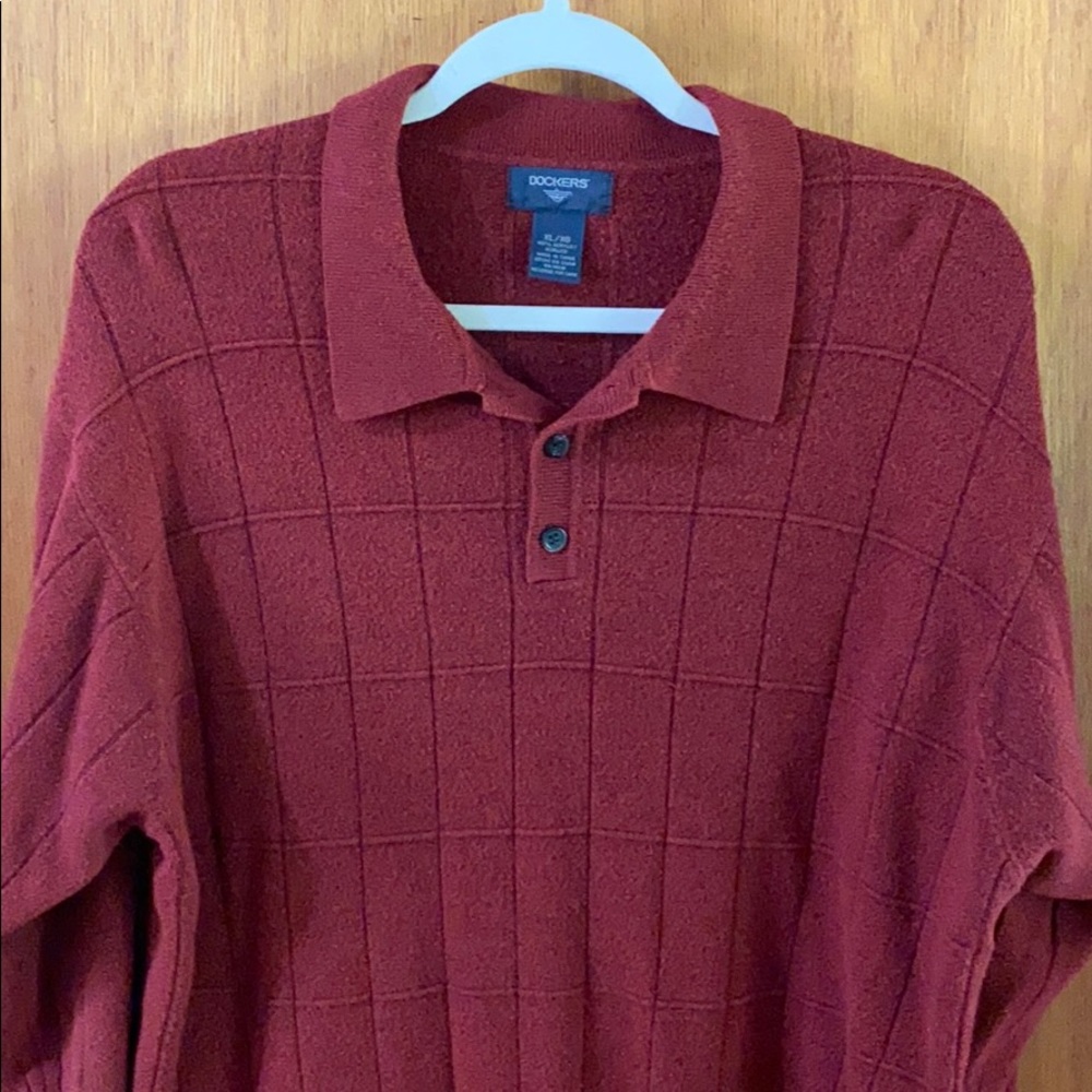 Dockers wine sweater XL button neck 100% acrylic